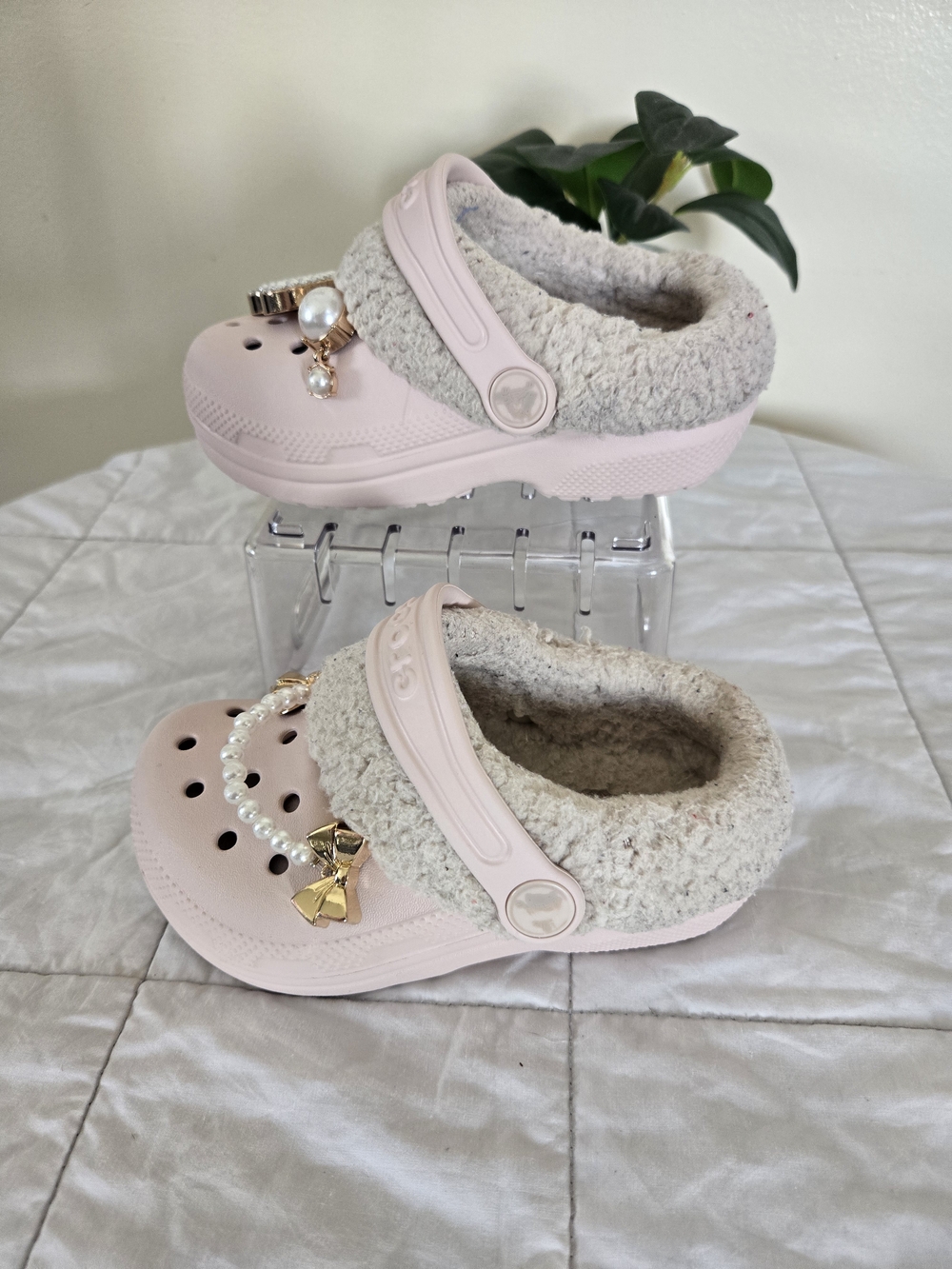 CROCS Classic Kids Pink Fleece Lined Clogs Girls 8